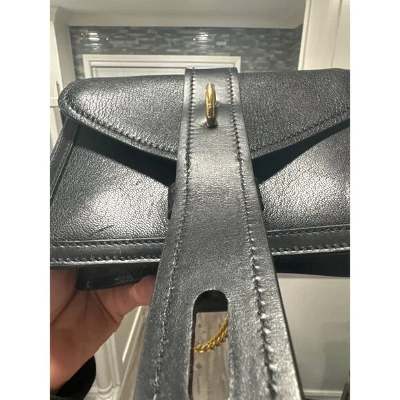 Chloé purse Aby Chain Leather Crossbody Bag With Gold Chain Strap & Buckle - Picture 3 of 14